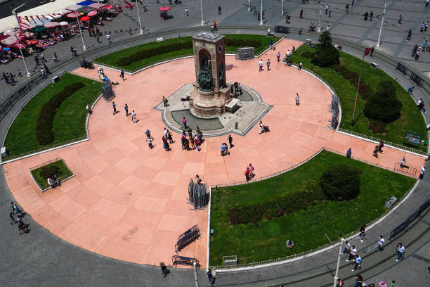 塔克西姆共和国纪念碑图片下载