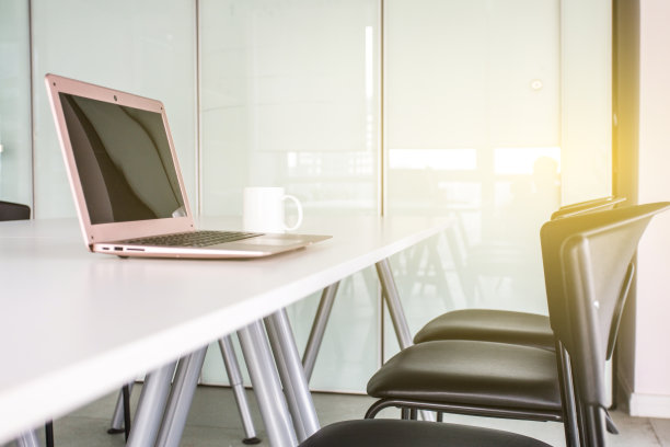 现代办公室会议室内饰图片下载