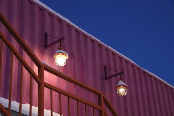 路灯晚上图片下载