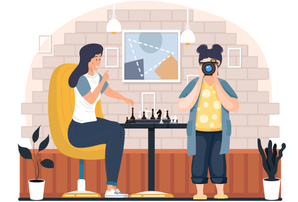 摄影师拍摄了一名女子在舒适的客厅氛围下下棋的照片图片下载