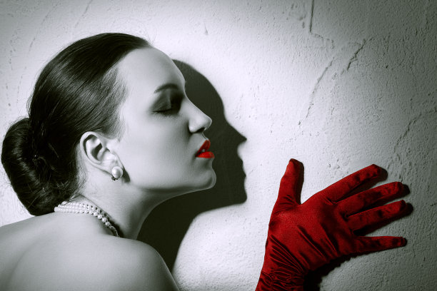 奢华复古的女人图片下载