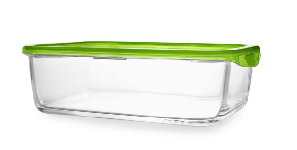 空的玻璃容器上的食物隔离白色图片下载