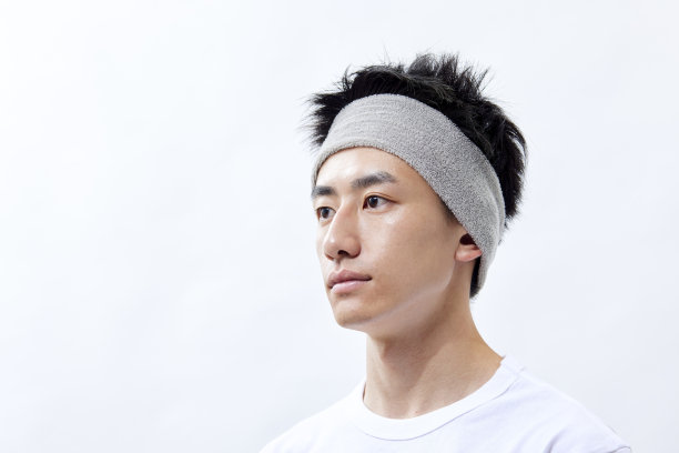 年轻人的护肤形象图片下载