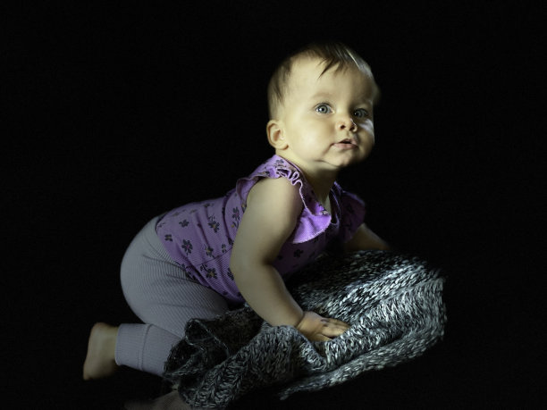 可爱的小女孩图片下载