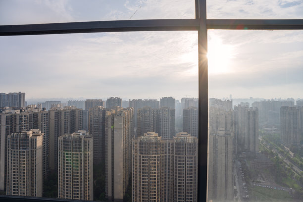 黄昏的城市现代建筑图片下载