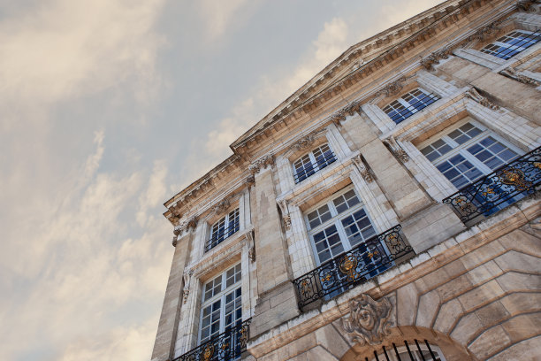 法国波尔多市交易所广场大楼图片下载