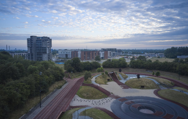欧登塞大学附近的体育设施图片下载