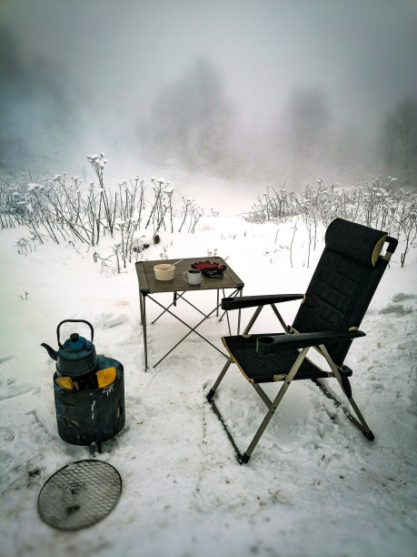 冬季野营图片下载