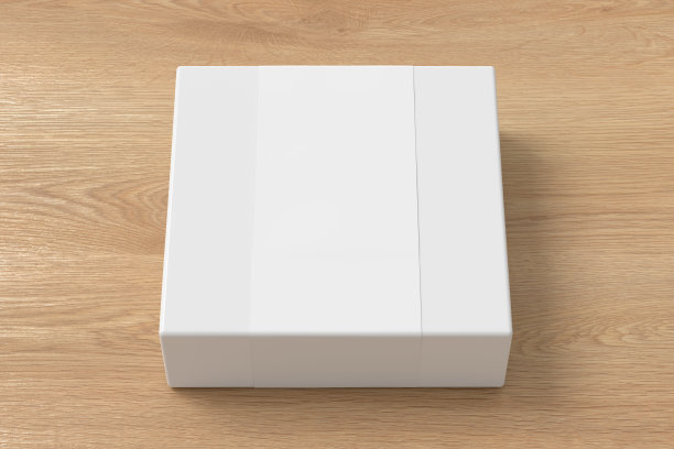方形盒子模拟与空白纸封面标签:白色礼品盒上的木制背景。前视图。图片下载