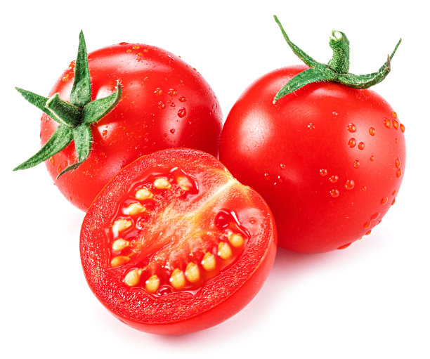 洗净的樱桃番茄与水滴隔离在白色的背景。微距镜头。作为许多地中海菜肴的配料，在世界范围内广受欢迎。图片下载