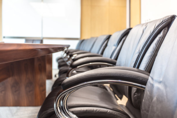 现代办公室商务会议室全景图片下载