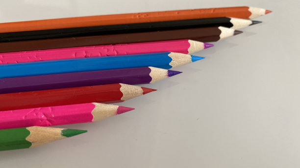 画铅笔，彩色铅笔图片下载