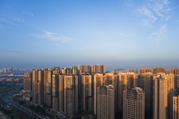 黄昏的现代城市图片下载