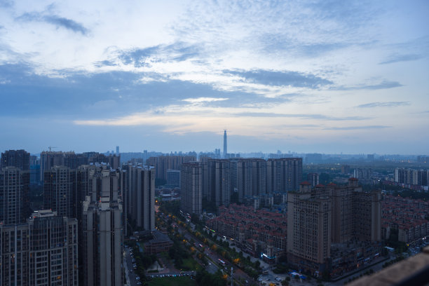 黄昏的现代城市图片下载