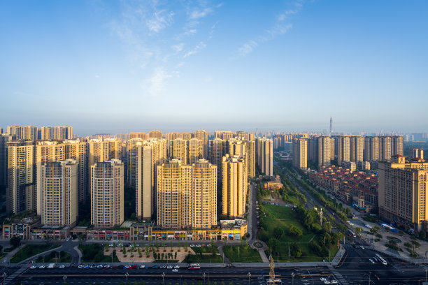 黄昏的现代城市图片下载