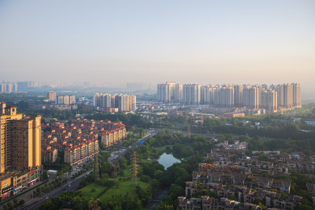 黄昏的现代城市图片下载