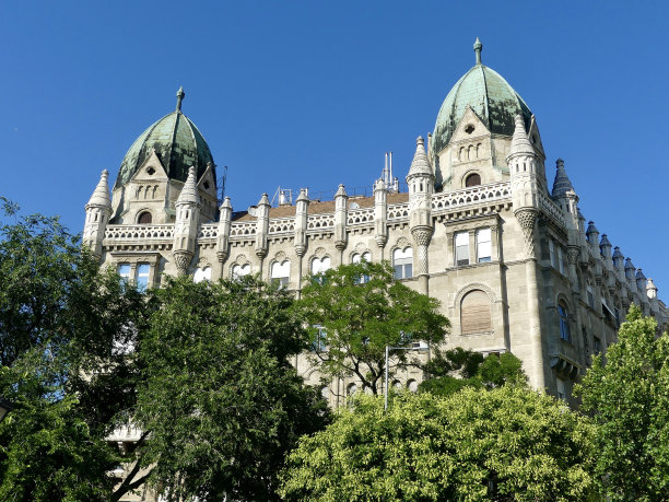 布达佩斯-建筑在Lipótváros图片下载