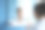 华丽的多民族妇女在白色华夫饼浴袍看着她在镜子里的倒影，在她的手上涂抹保湿霜图片下载