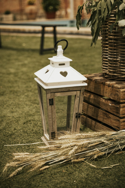 婚礼场地的木质装饰图片下载