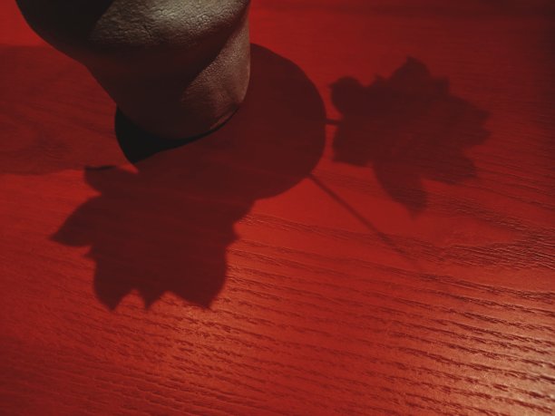 红色表图片下载