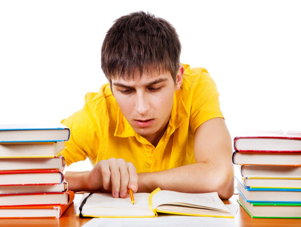 学生阅读书本图片下载