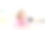 小女孩在玩玩具房子。孩子的玩具图片下载
