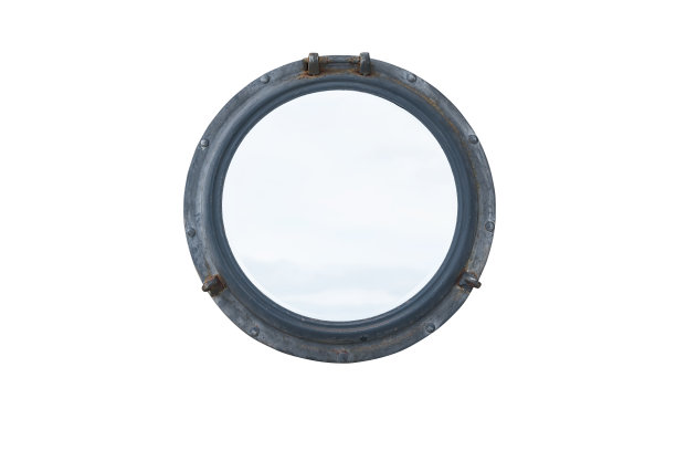 古老的经典设计镜子孤立在白色背景。带有剪切路径的设计元素。图片下载