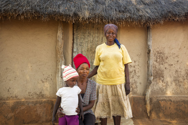 村家庭图片下载