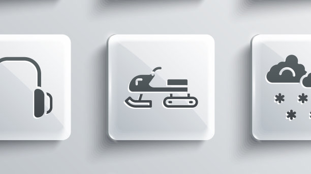 在雪堆中设置道路交通标志铲图片下载