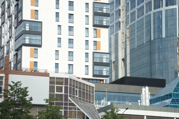 城市建筑立面的纹理组合。图片下载