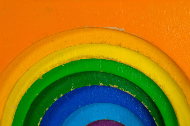 儿童木制堆叠积木的特写图片下载