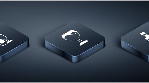 设置等距香槟瓶和玻璃杯酒和图片下载