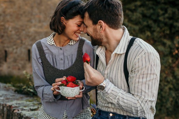 只有我们在外面享受乡村生活图片下载