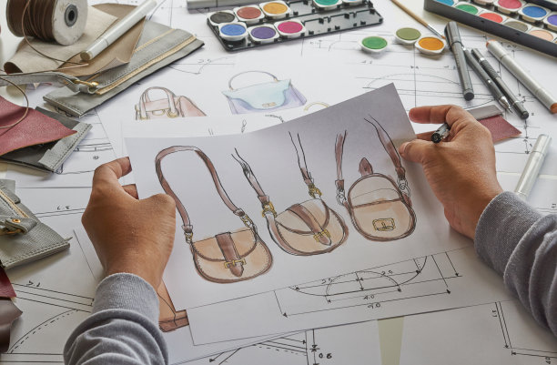 设计师时髦的素描画设计模板图案制作皮革手包手袋手袋手袋女性时尚时尚豪华优雅的配件。图片下载