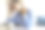 年轻的女商人在办公室头痛图片下载