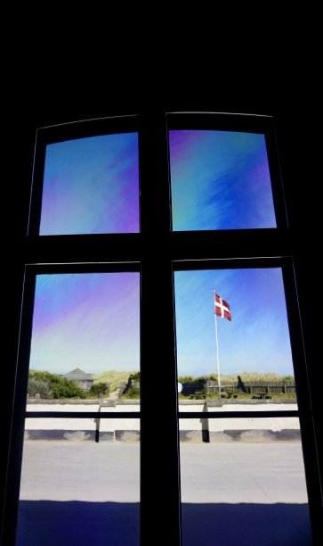 斯卡根灯塔(丹麦:Skagen Fyr)，也被称为斯卡根的灰色灯塔(Det Grå Fyr)，是一个活跃的灯塔，位于斯卡根东北4公里(2.5英里)，位于丹麦日德兰半岛的北部。图片下载