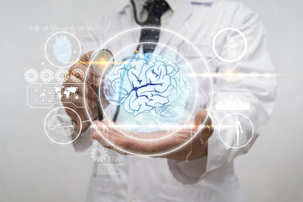 医生，外科医生分析病人大脑测试结果和人体解剖的技术数字未来虚拟界面，数字全息图片下载