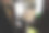 一名男子从自动取款机上取钱图片下载