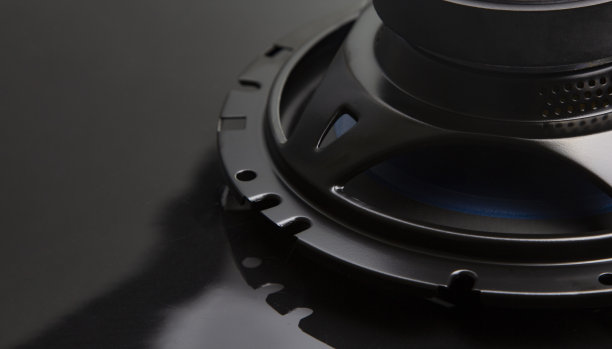 三路扬声器系统，同轴扬声器，汽车音响音乐，低音炮。俯视图图片下载