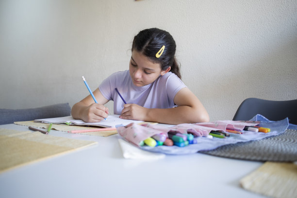 少女画图片下载