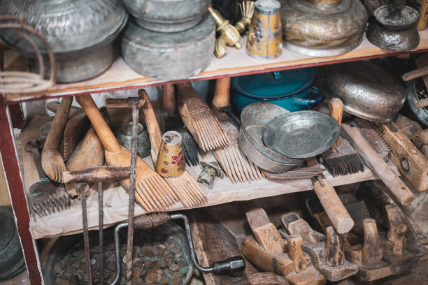 古董店出售的商品图片下载