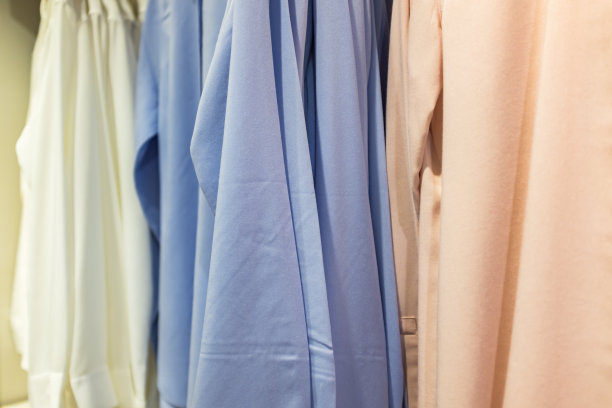 女性防紫外线休闲夹克与全衣架图片下载