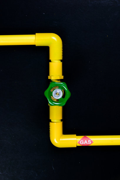 黄色的煤气管。图片下载
