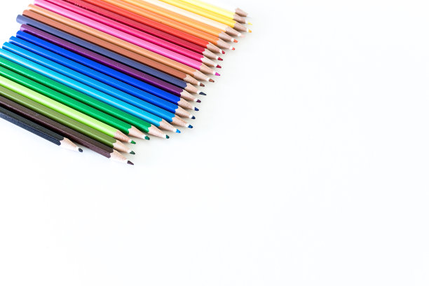 彩色铅笔，白色背景的彩色铅笔。图片下载