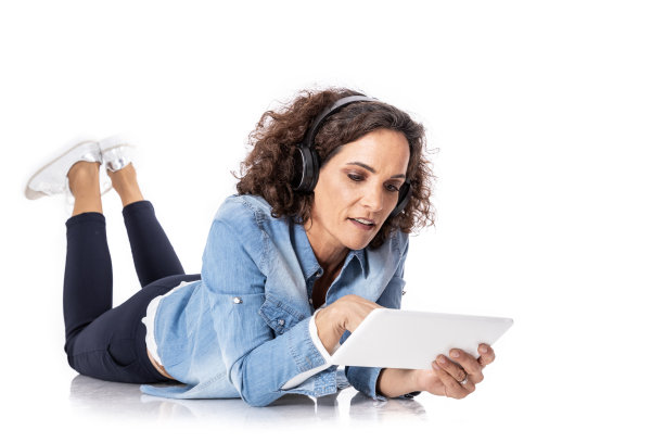 成熟女性参加在线课程图片下载