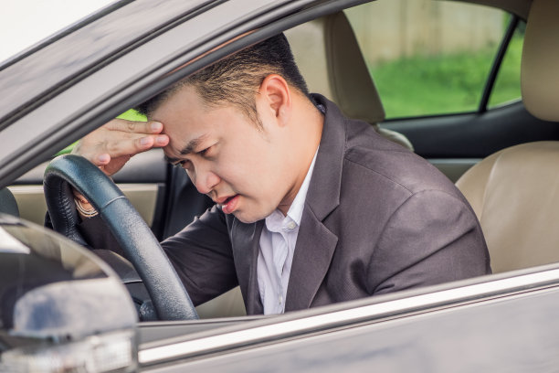 无忧无虑的路上图片下载