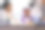 奶奶在笔记本电脑上帮女孩做作业，累了图片下载