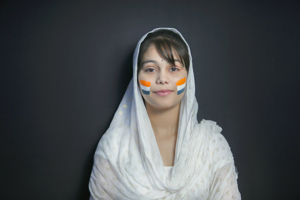 印度少女庆祝独立日(8月15日)。图片下载