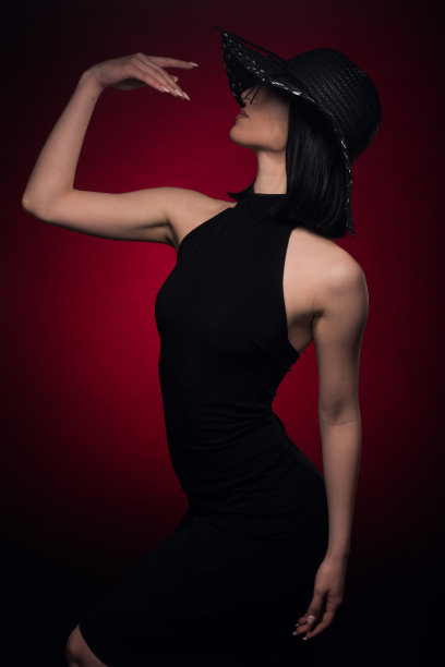 她在片场表现得很神秘图片下载