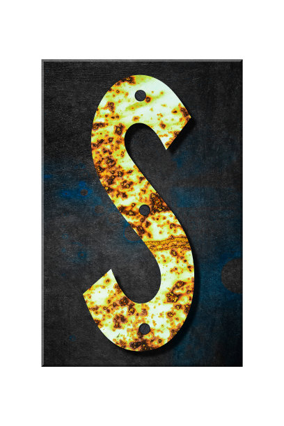 字母来自字母，来自生锈的铁，在一块木板上。孤立在白色背景。教育。设计图片下载